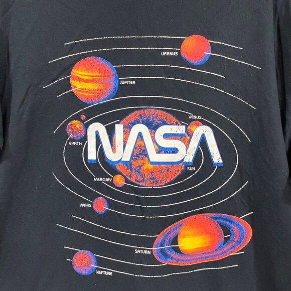Official NASA merch Mens XL shirt with Galaxy - Cotton - Picture 2 of 4